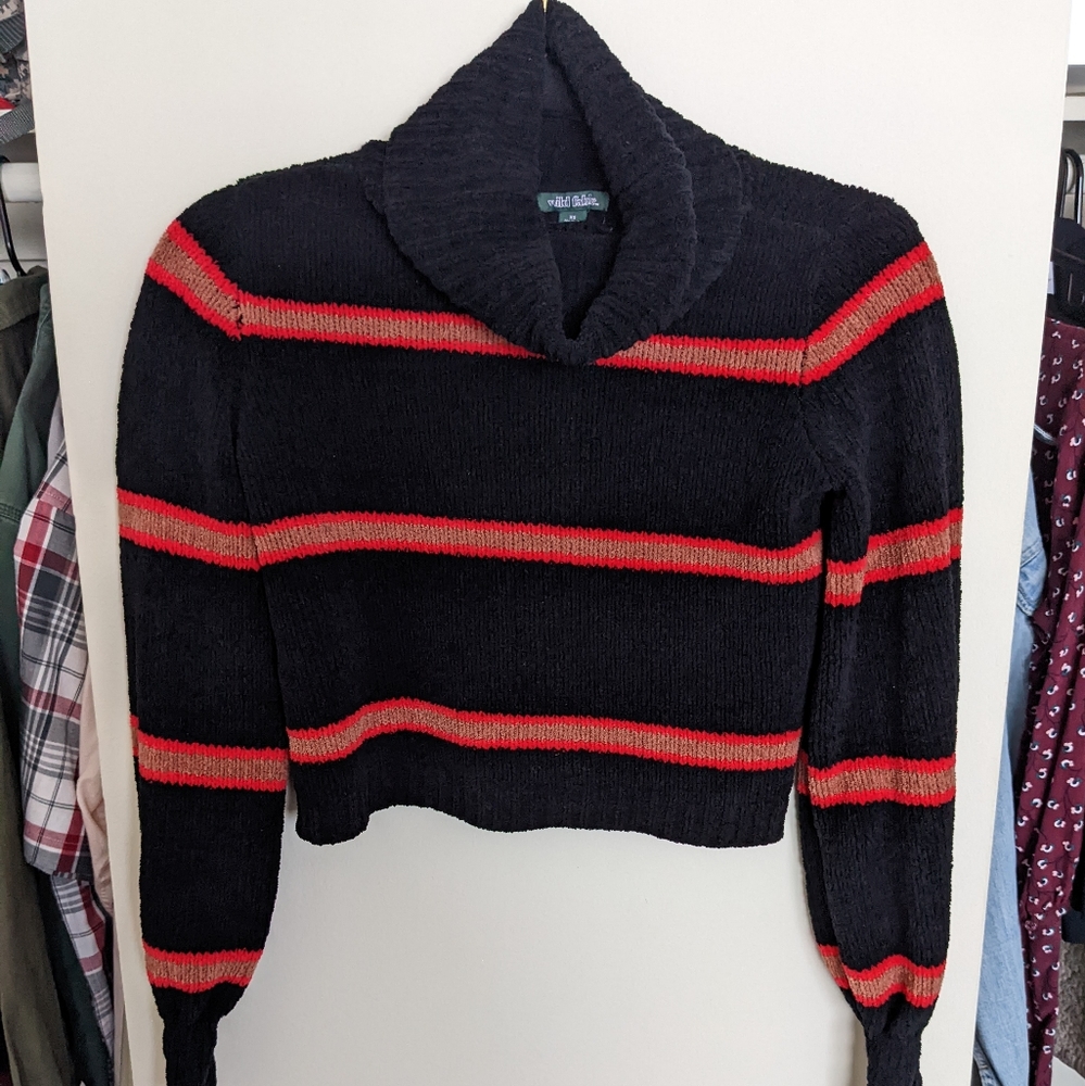 Black, Orange, & Tan Wild Fable Plush Knit Turtleneck Cropped Sweater (XS)